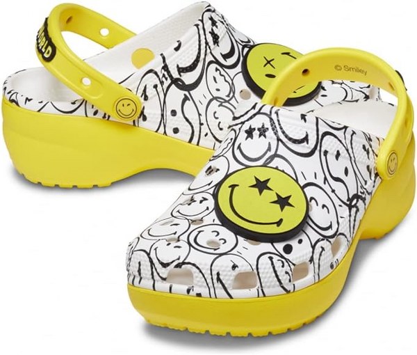 Crocs Papucs Clsc Platform Smiley World Charm Cg