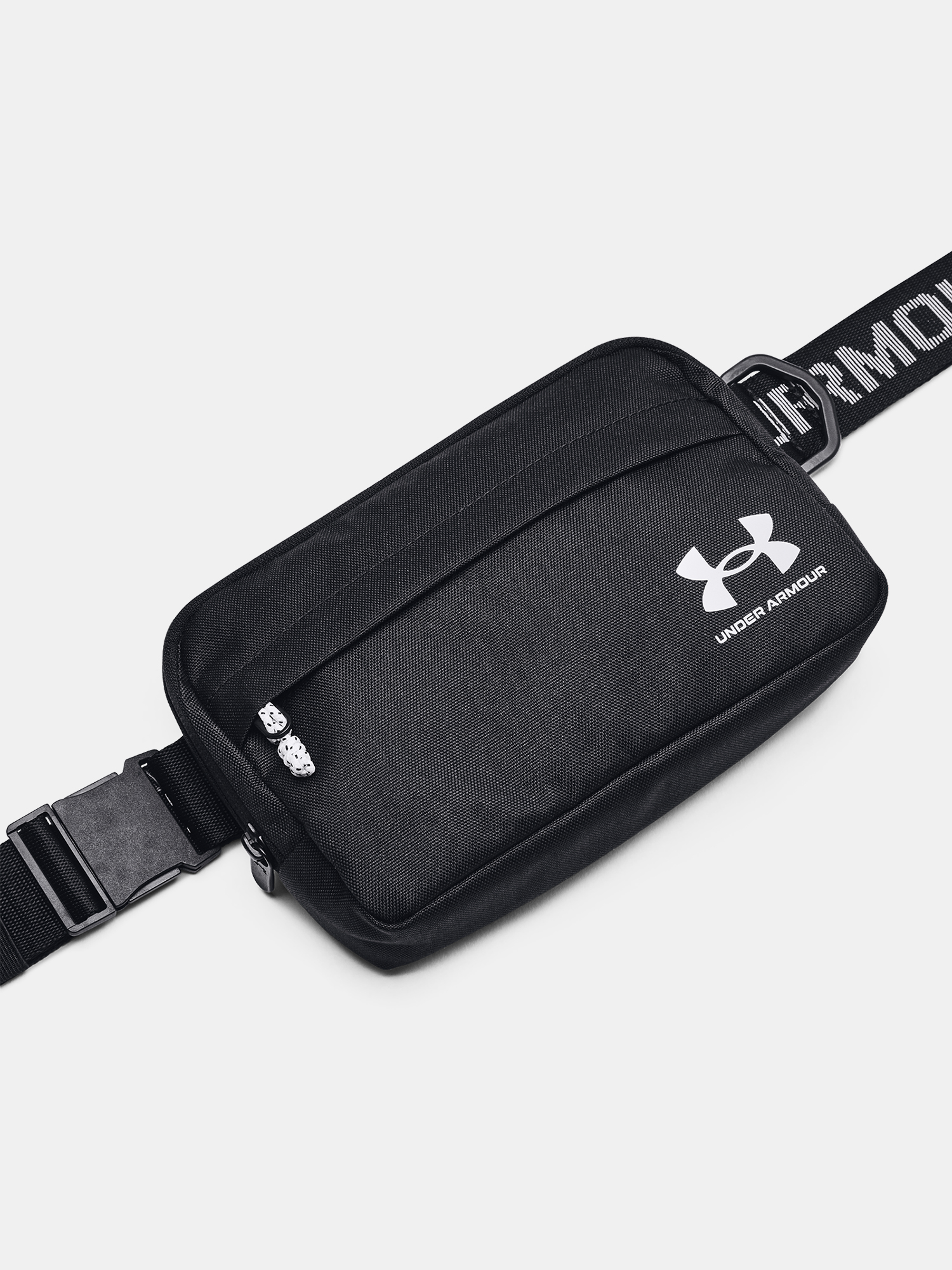 Under Armour Övtáska UA Essential WB Xbody