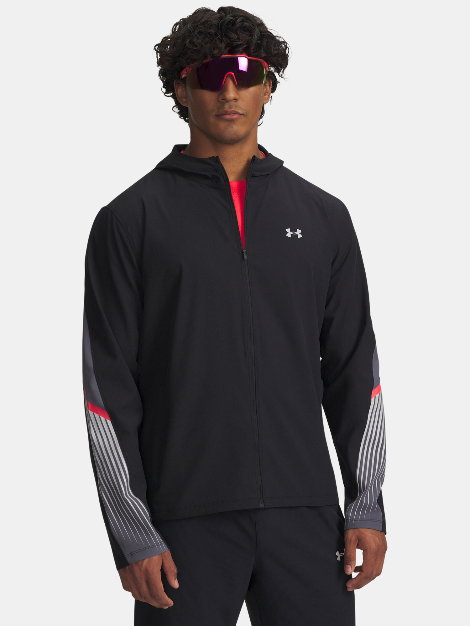 Under Armour Férfi Futódzseki UA Velociti Storm Hooded Jkt