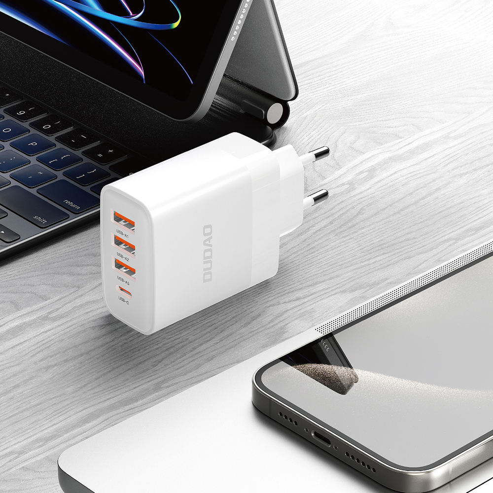 Dudao A5HEU 20W Hálózati Töltő, 3×USB-A + USB-C, PD/QC gyorstöltés, univerzális adapter – 2. kép