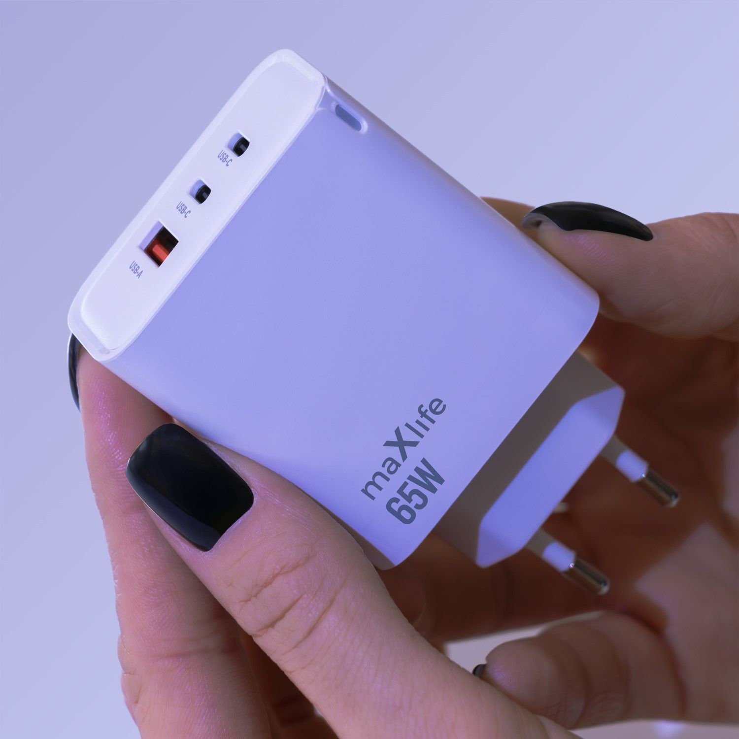 Maxlife MXTC-09-65ACC GaN hálózati gyorstöltő – 65W, 2× USB-C PD + 1× USB-A QC, fehér – 8. kép