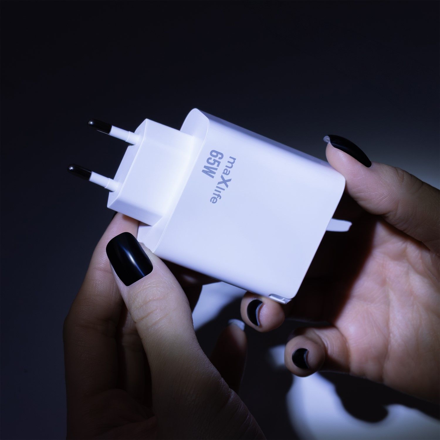 Maxlife MXTC-09-65ACC GaN hálózati gyorstöltő – 65W, 2× USB-C PD + 1× USB-A QC, fehér – 10. kép
