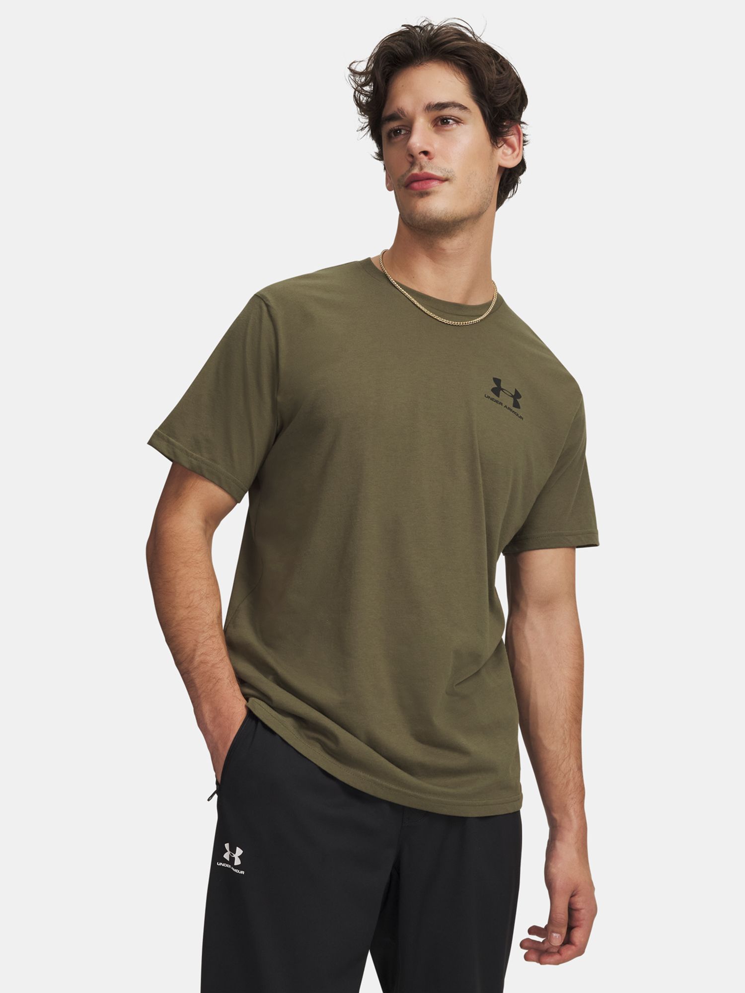 Khaki (390)