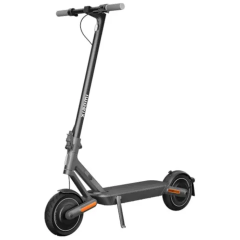Xiaomi Electric Scooter 4 Ultra Elektromos Roller – 940 W Csúcsteljesítmény, 70 km Hatótáv, Dupla Lengéscsillapítás